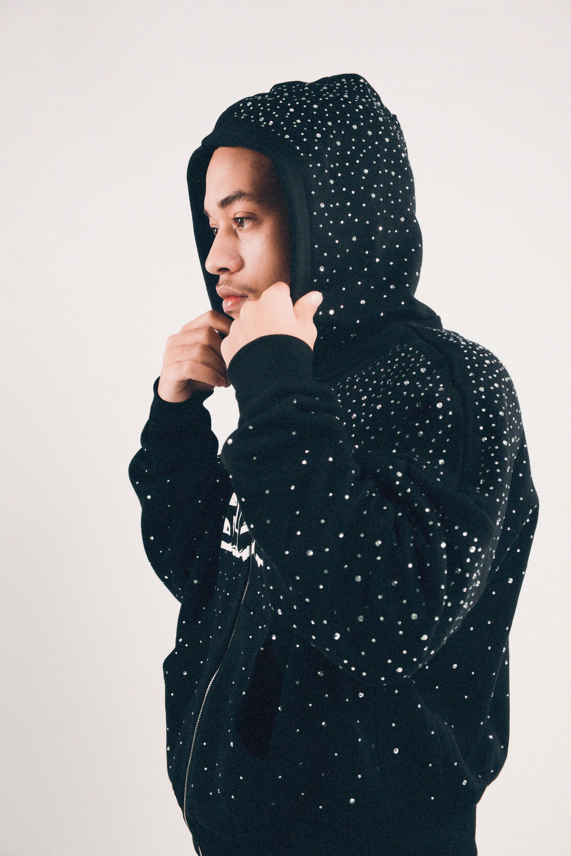 "BLACK REIGN" ZIP UP HOODIE